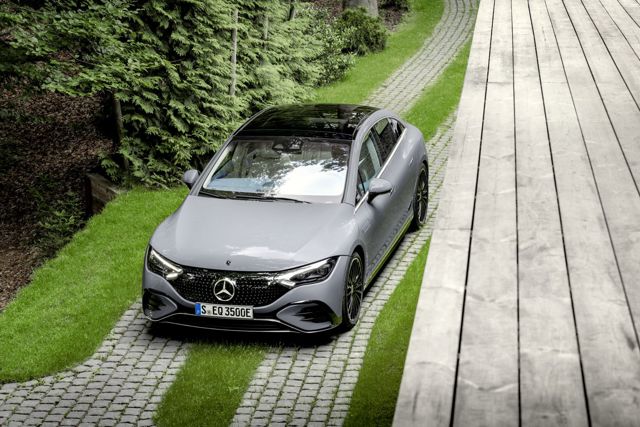Mercedes Benz Eqe photo 21