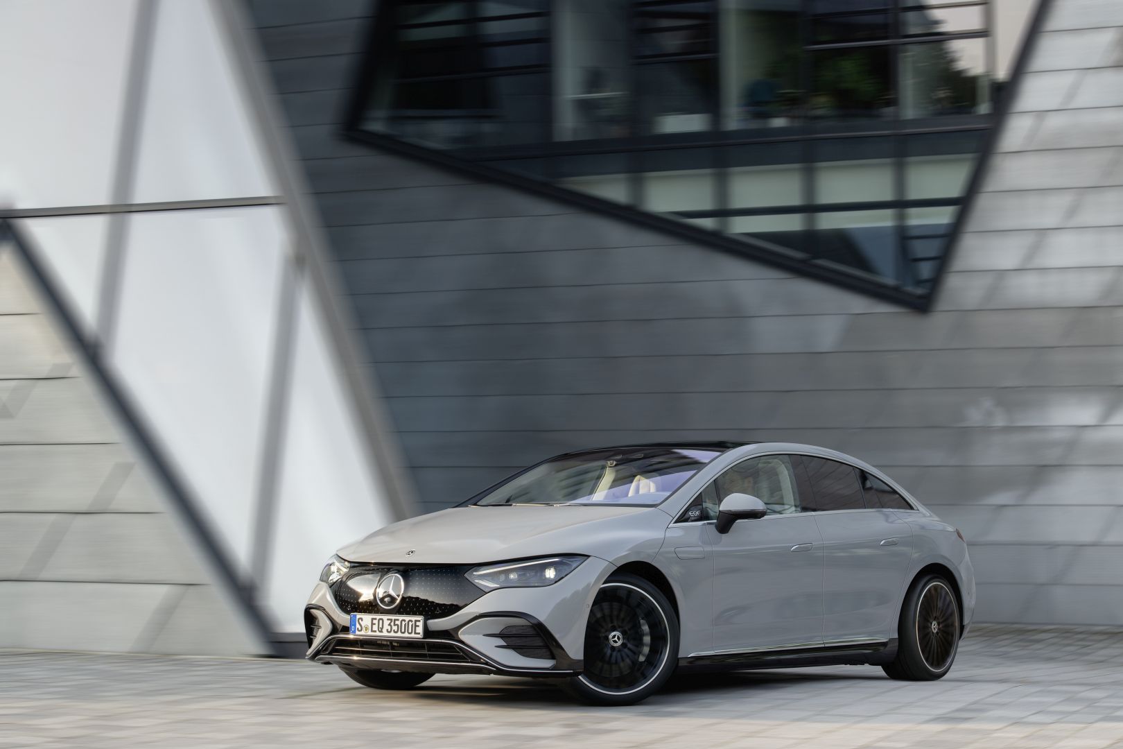 Mercedes Benz Eqe photo 22