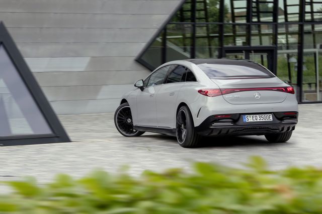Mercedes Benz Eqe photo 24