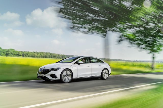 Mercedes Benz Eqe photo 27