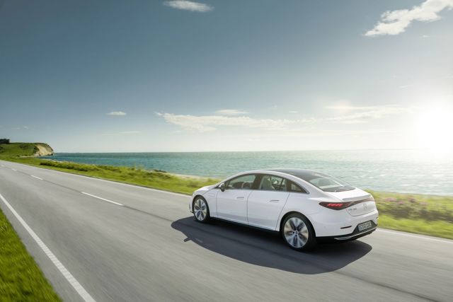 Mercedes Benz Eqe photo 30