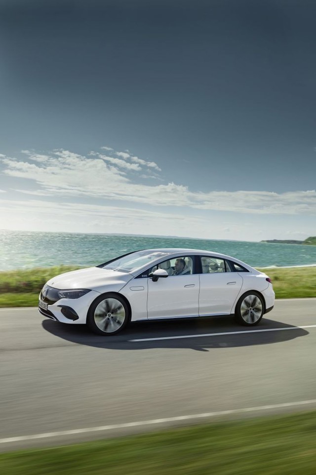 Mercedes Benz Eqe photo 36