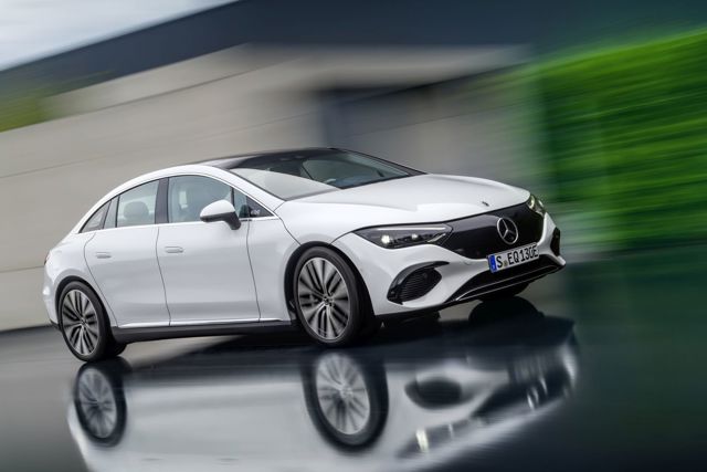 Mercedes Benz Eqe photo 38