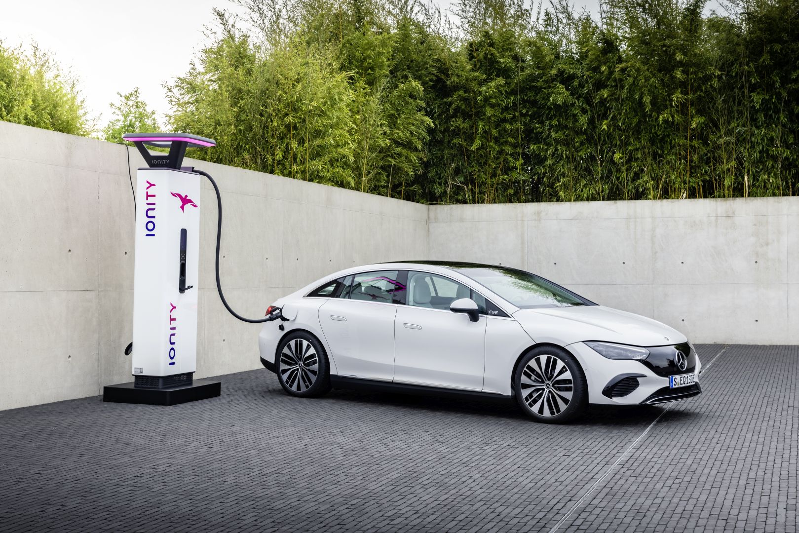 Mercedes Benz Eqe photo 44