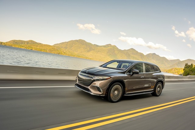 Mercedes Benz Eqs Suv Maybach photo 10