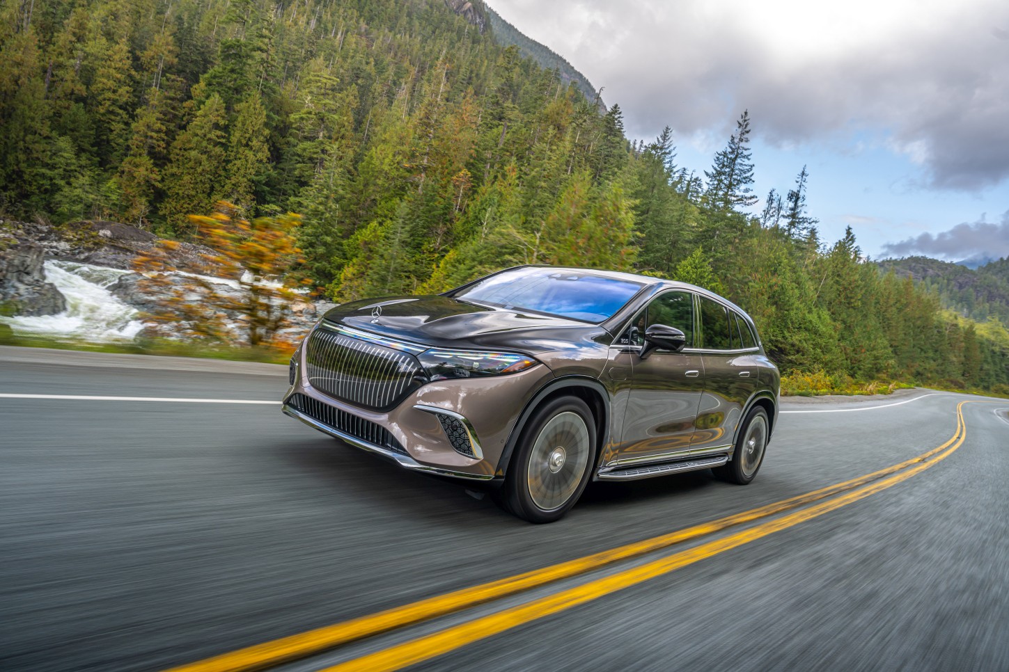 Mercedes Benz Eqs Suv Maybach photo 15