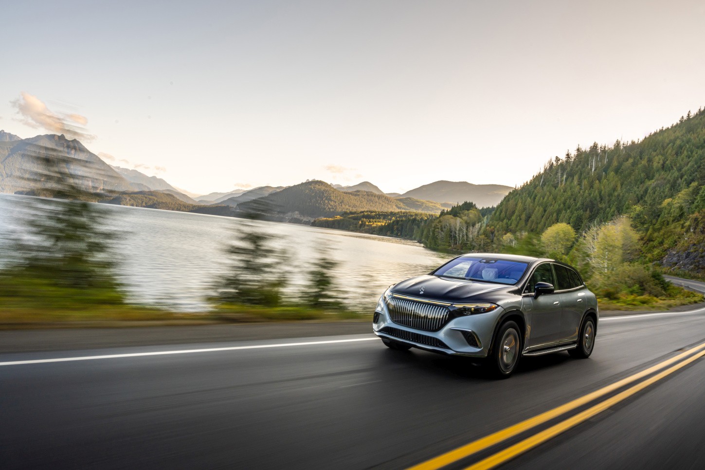 Mercedes Benz Eqs Suv Maybach photo 29