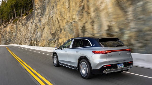 Mercedes Benz Eqs Suv Maybach photo 30