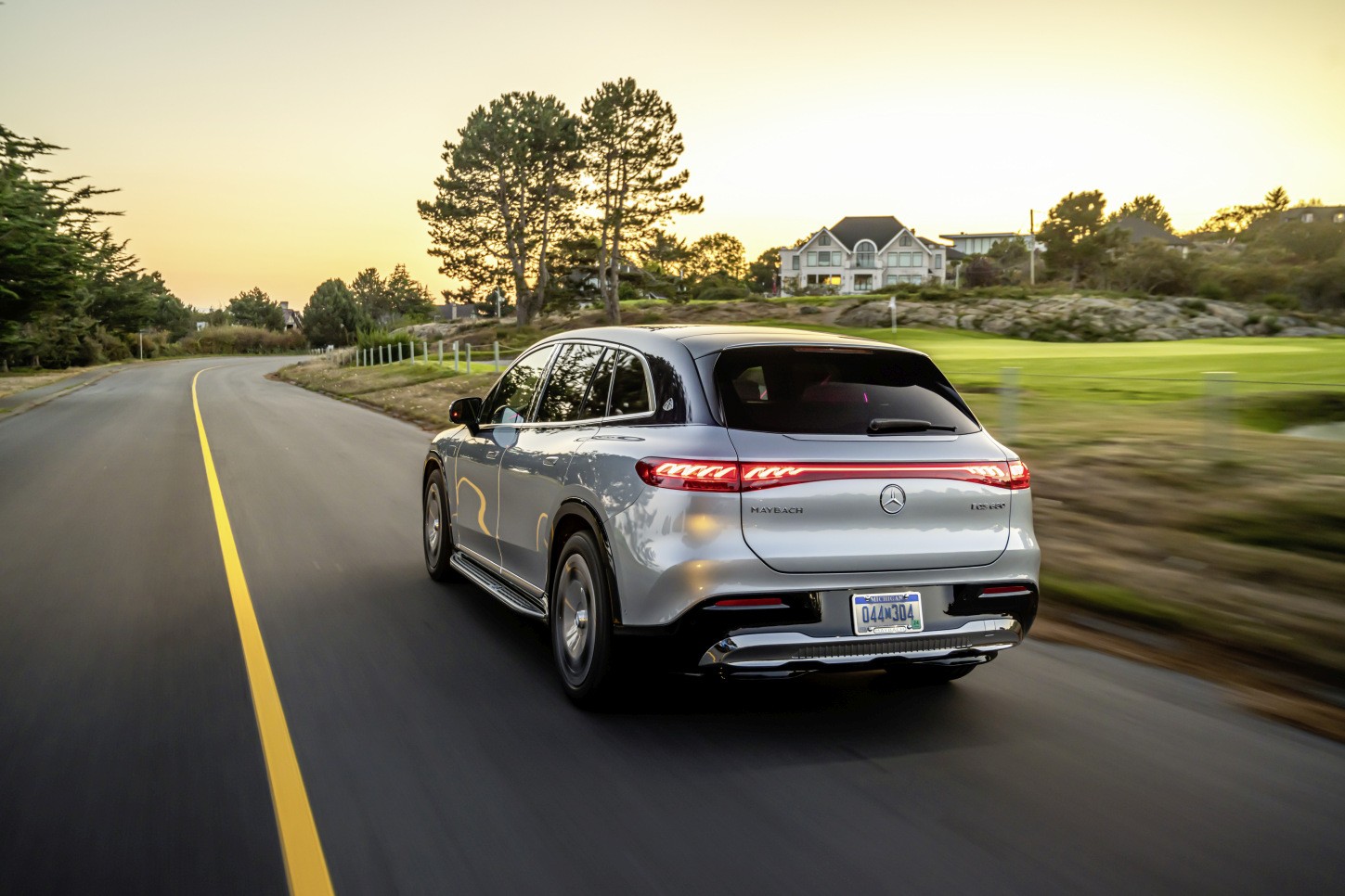 Mercedes Benz Eqs Suv Maybach photo 31