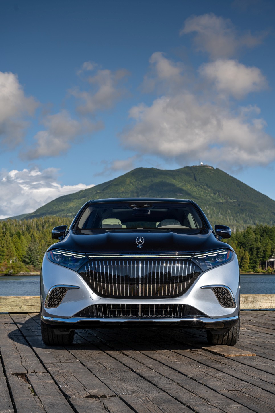 Mercedes Benz Eqs Suv Maybach photo 36