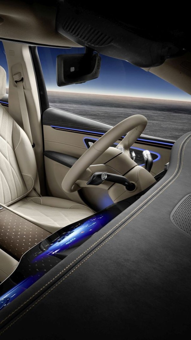 Mercedes Benz Eqs Suv photo 115
