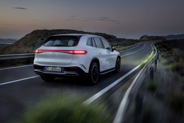 Mercedes Benz Eqs Suv photo 53