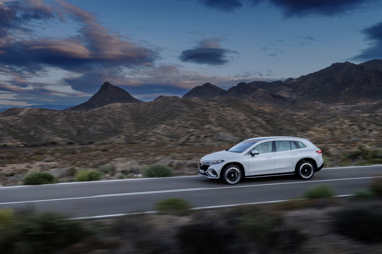 Mercedes Benz Eqs Suv photo 56