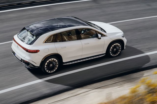 Mercedes Benz Eqs Suv photo 60