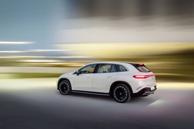 Mercedes Benz Eqs Suv photo 70