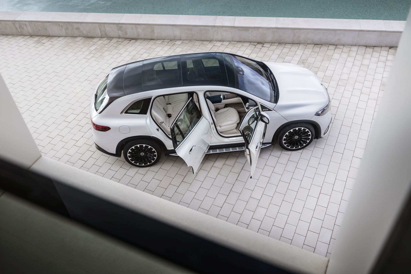 Mercedes Benz Eqs Suv photo 74