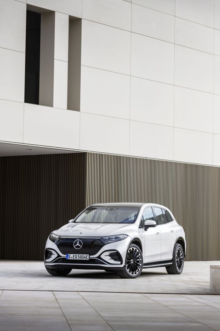 Mercedes Benz Eqs Suv photo 80