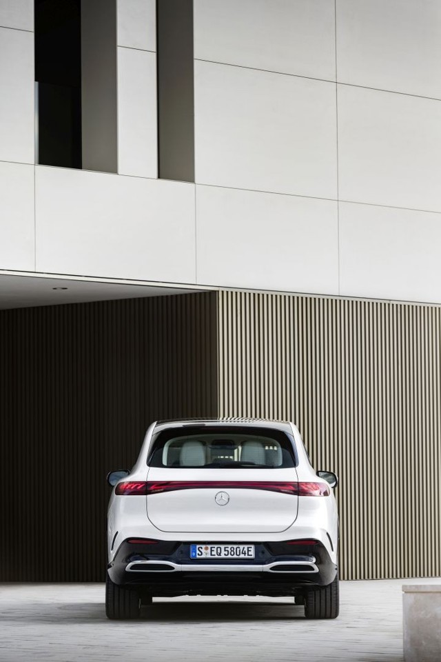 Mercedes Benz Eqs Suv photo 83