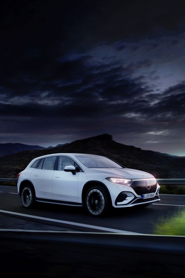 Mercedes Benz Eqs Suv photo 88