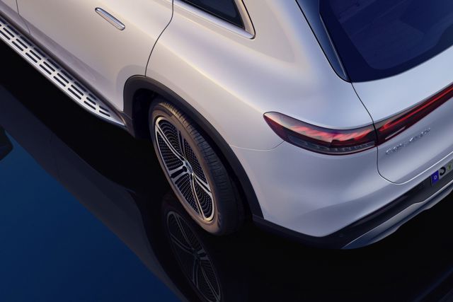 Mercedes Benz Eqs Suv photo 99