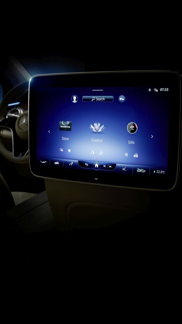 Mercedes Benz Eqs Suv photo 125