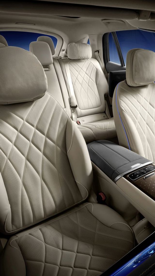 Mercedes Benz Eqs Suv photo 141
