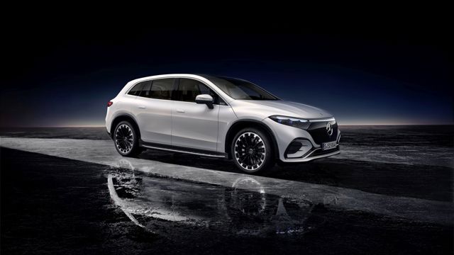 Mercedes Benz Eqs Suv photo 2
