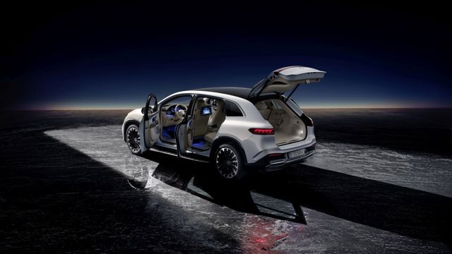 Mercedes Benz Eqs Suv photo 8