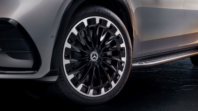Mercedes Benz Eqs Suv photo 12
