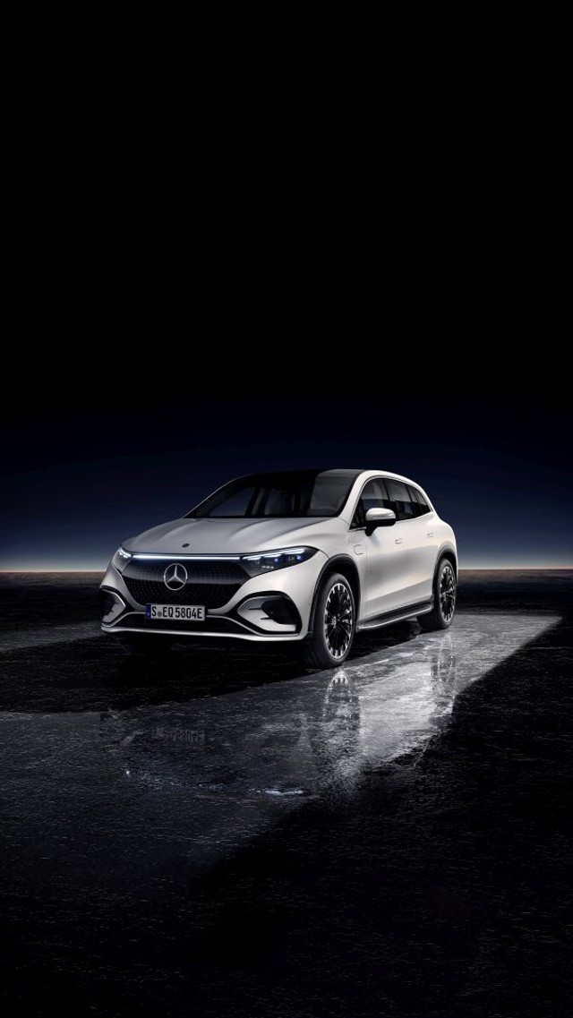 Mercedes Benz Eqs Suv photo 15