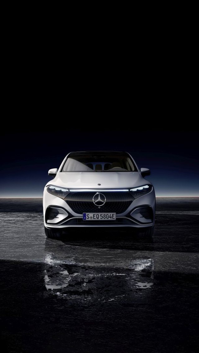 Mercedes Benz Eqs Suv photo 17