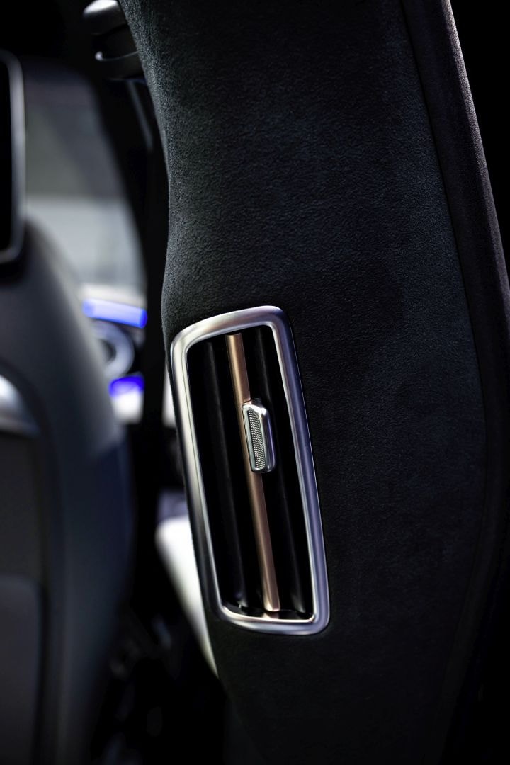 Mercedes Benz Eqs photo 49