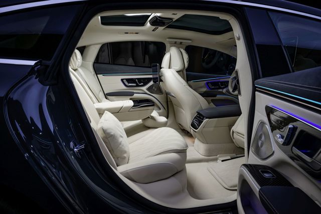 Mercedes Benz Eqs photo 56