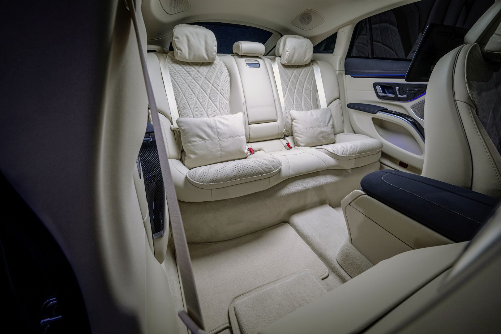 Mercedes Benz Eqs photo 58