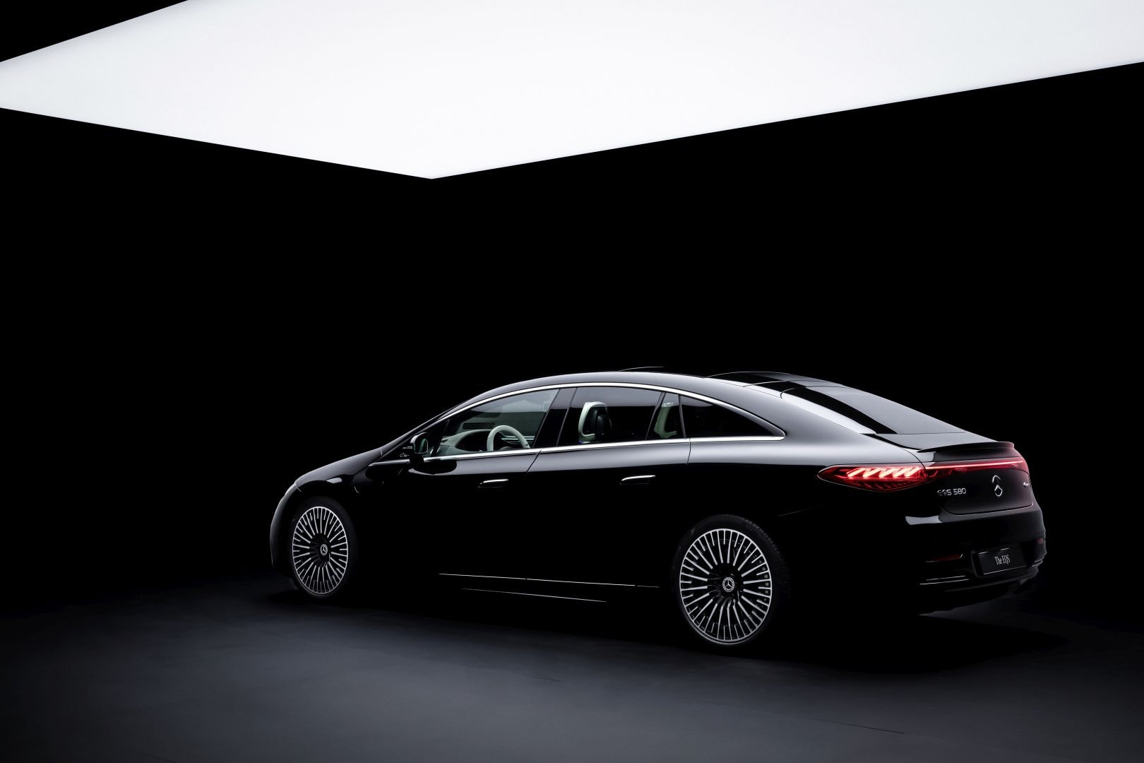 Mercedes Benz Eqs photo 6