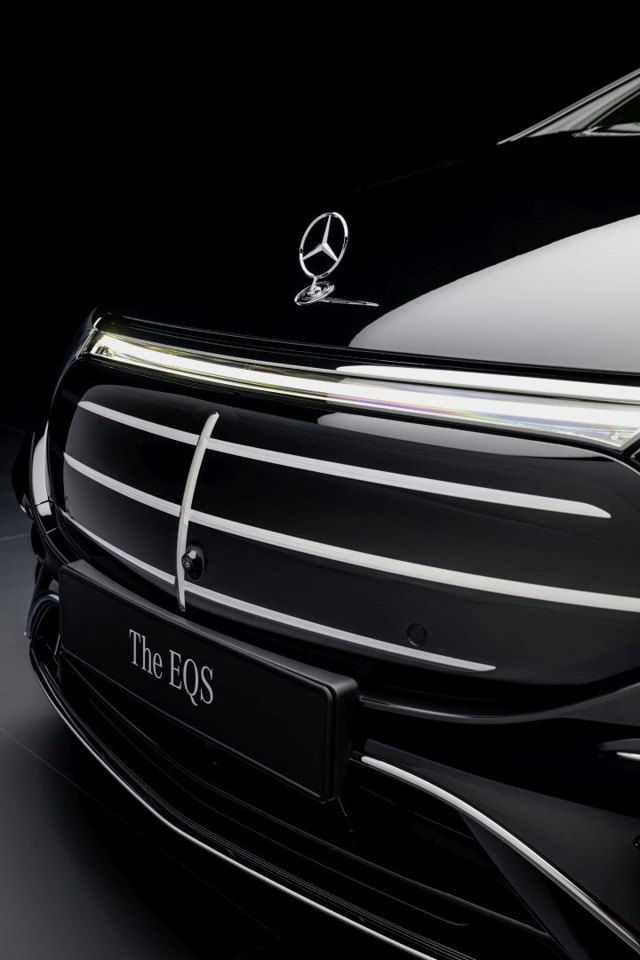 Mercedes Benz Eqs photo 17