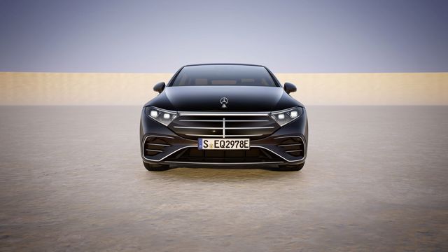Mercedes Benz Eqs photo 35