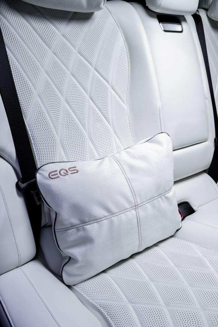 Mercedes Benz Eqs photo 45