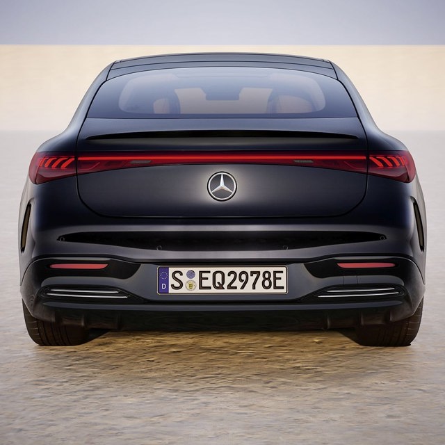 Mercedes Benz Eqs photo 36