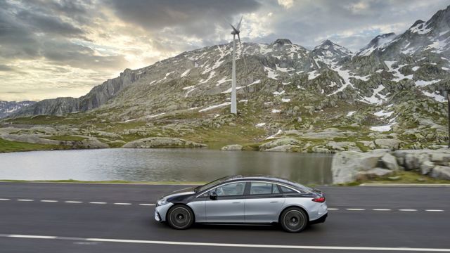 Mercedes Benz Eqs photo 10