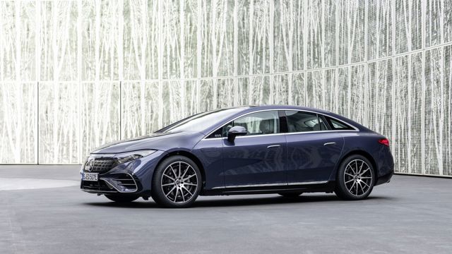 Mercedes Benz Eqs photo 16