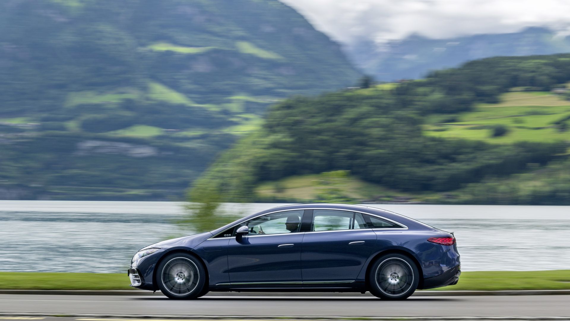 Mercedes Benz Eqs photo 21