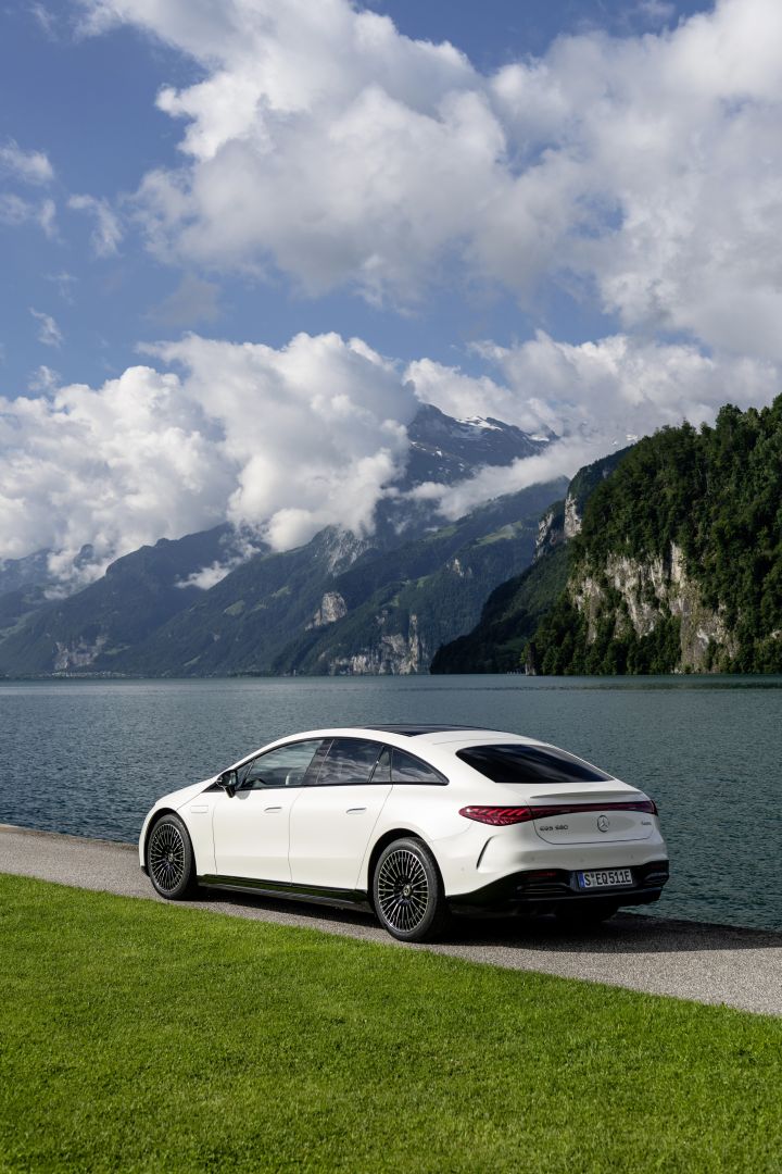 Mercedes Benz Eqs photo 29