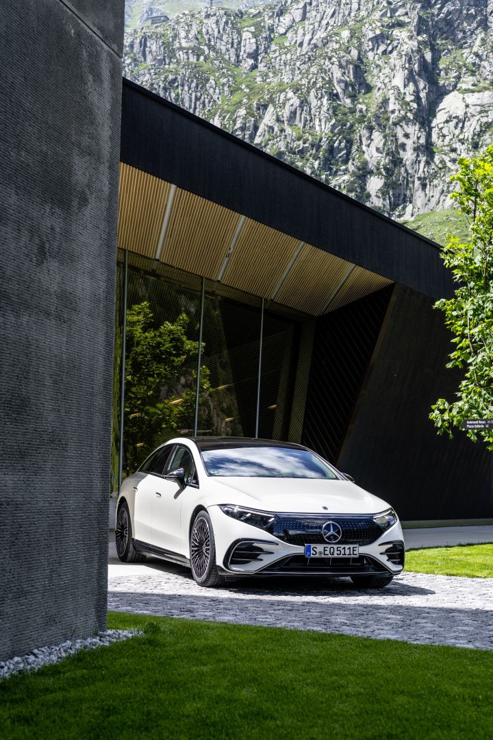 Mercedes Benz Eqs photo 31