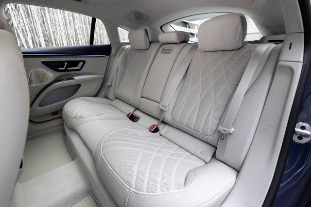 Mercedes Benz Eqs photo 50