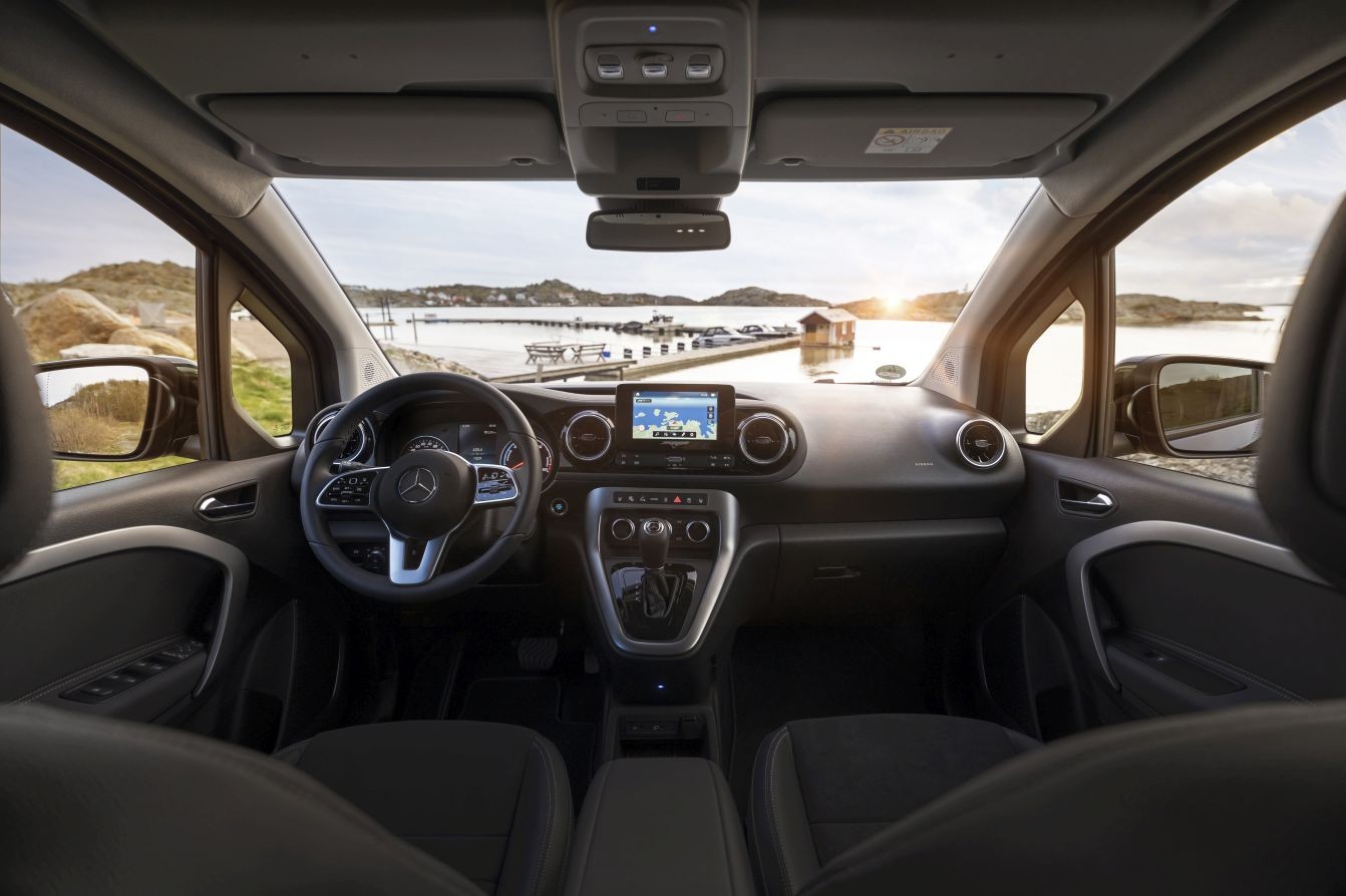 Mercedes Benz Eqt photo 62