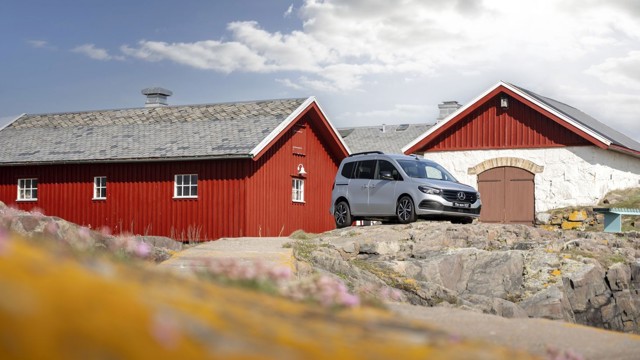 Mercedes Benz Eqt photo 4