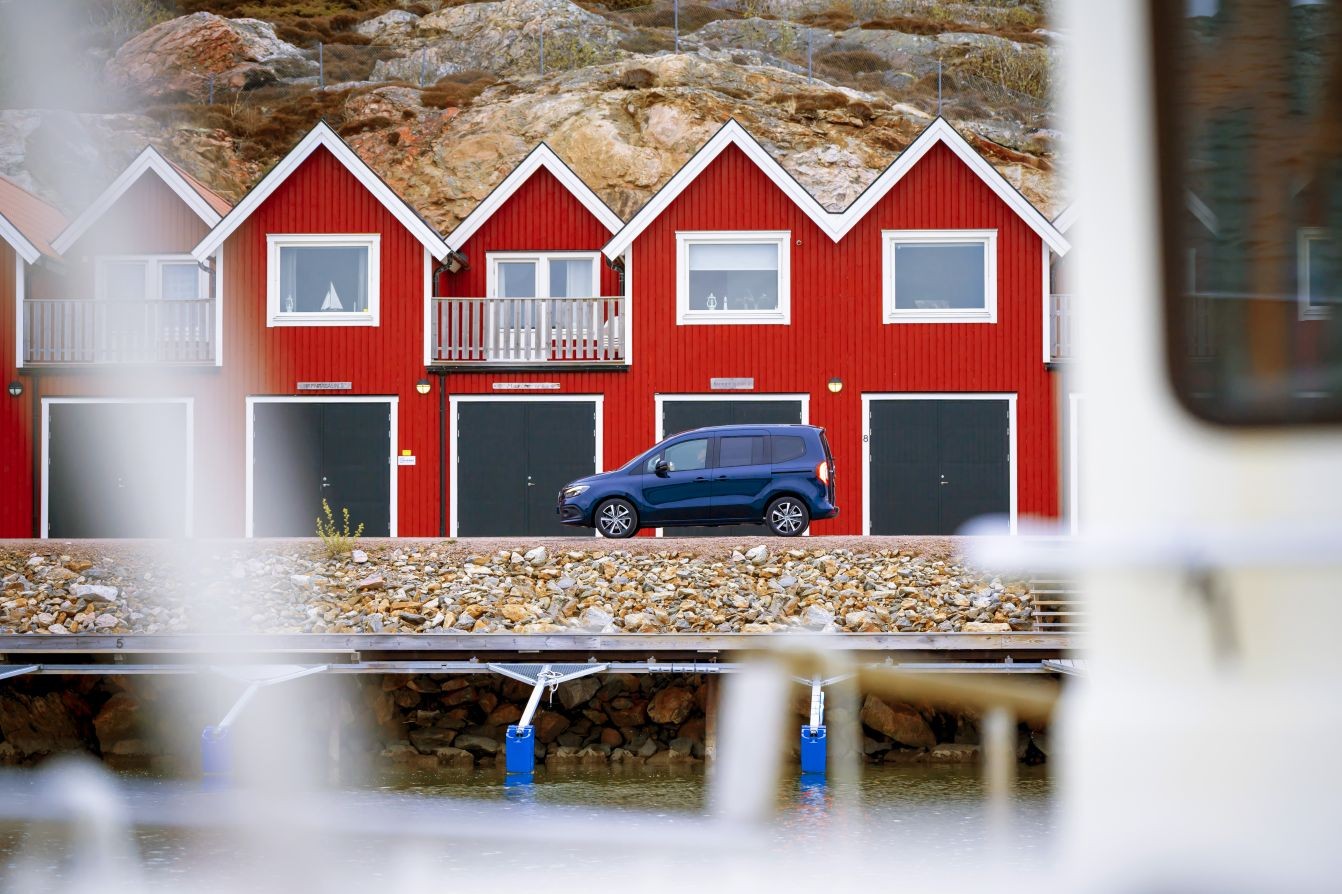 Mercedes Benz Eqt photo 18