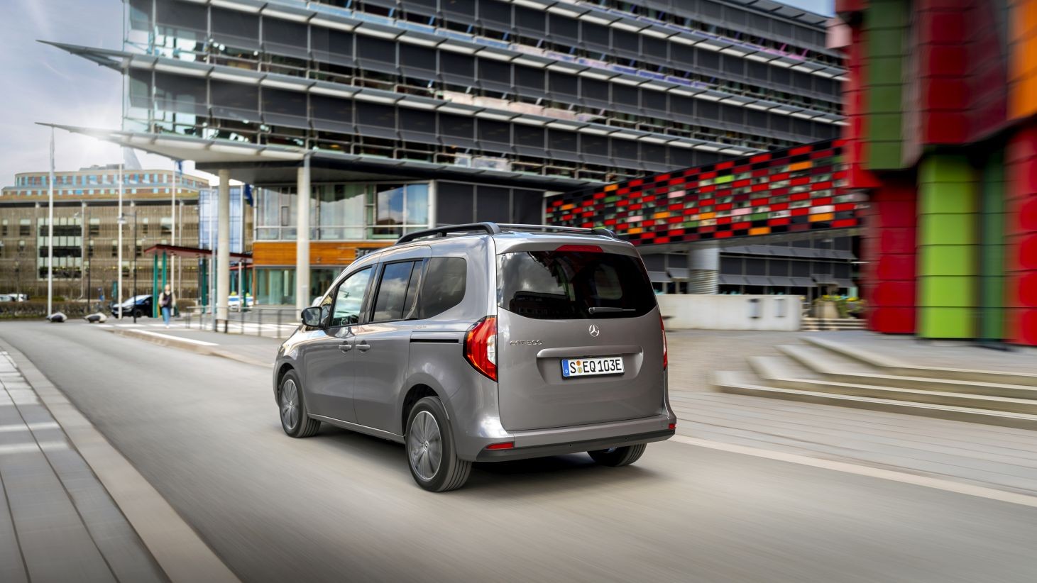 Mercedes Benz Eqt photo 43