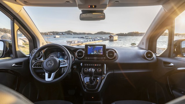 Mercedes Benz Eqt photo 66